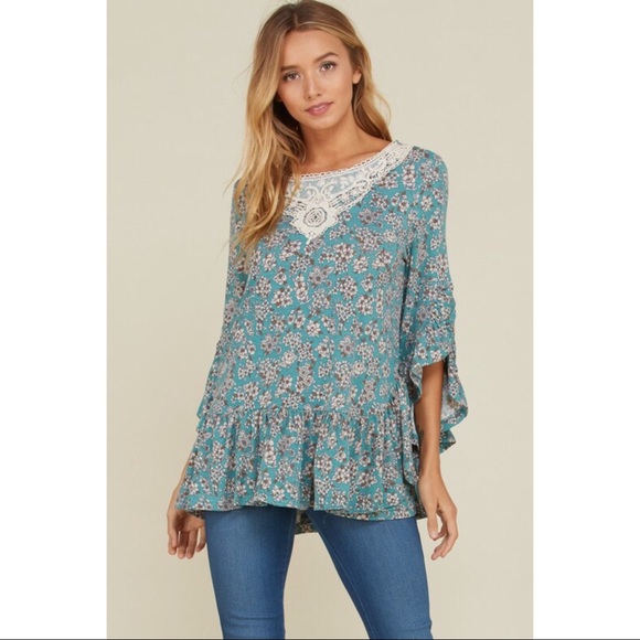 🆕5⭐️Floral Layered Ruffle Sleeve Tunic - Picture 4 of 8